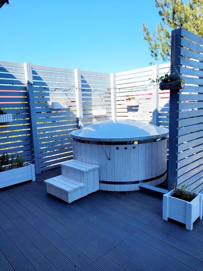 Caloroczny Domek W Nadolu Z Jacuzzi Na Tarasie Nadole  ภายนอก รูปภาพ